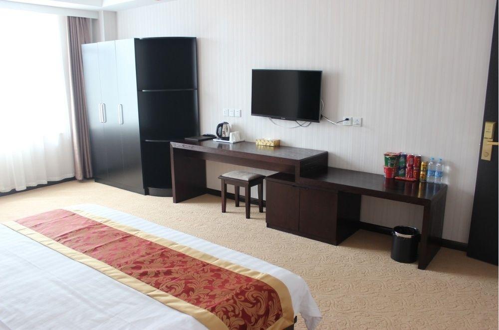 Splendid Oriental Business Hotel Тяньцзинь Экстерьер фото
