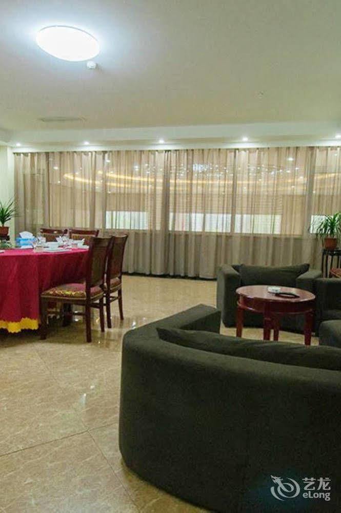 Splendid Oriental Business Hotel Тяньцзинь Экстерьер фото